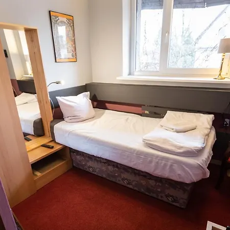 Podkowa Hotel