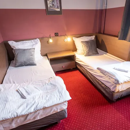 Podkowa Hotel